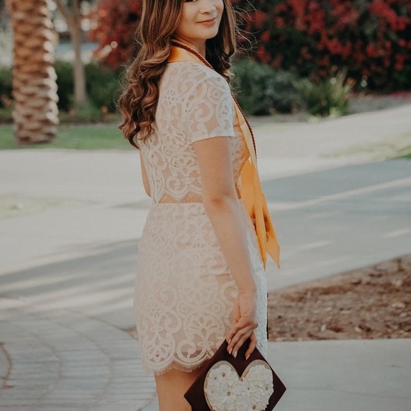 Tobi white and nude lace two-piece set - Picture 6 of 6